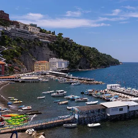 Ξενοδοχείο με διαμερίσματα Relais Del Mare
